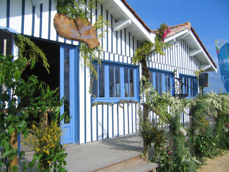 La cabane bleue des artistes